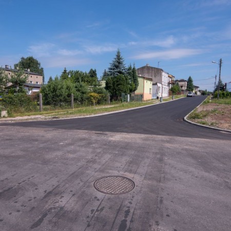 Nowy asfalt na ul. Mireckiego - 27.06.2017 r.