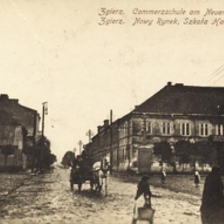 Zdjęcie archiwalne przedstawia Plac Kilińskiego - zbiory Muzeum Miasta Zgierza