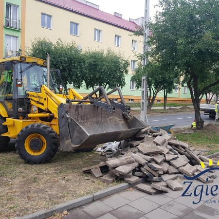 Prace przy ulicy Cezaka (od ul. Długiej do ul. Dubois)