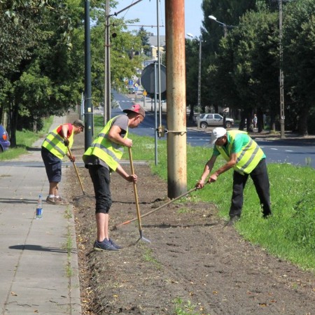 Prace wzdłuż ulicy 1 Maja (od ul. Łódzkiej do ul. 3 Maja)