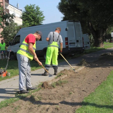 Prace przy ulicy Cezaka (od ul. Długiej do ul. Dubois)