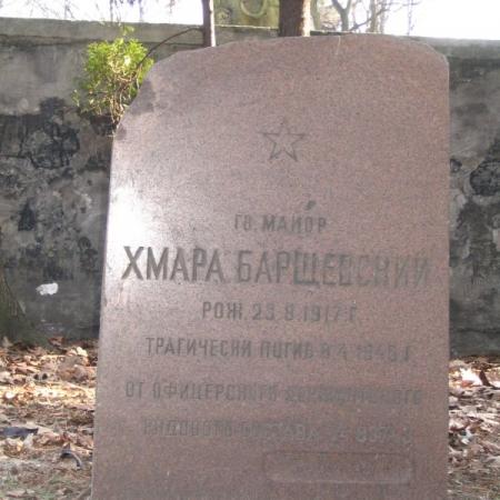 Cmentarz Żołnierzy Radzieckich - ul. Parzęczewska - zdjęcie 2005 r.