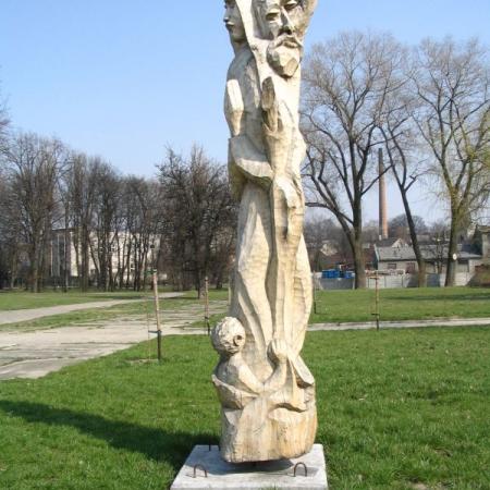 Drewniana rzeźba (zbieg: al. Armii Krajowej i ul. Długiej) - zdjęcie z 2005 r.