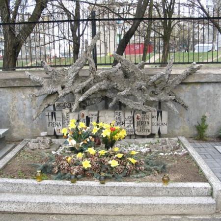 Stary Cmentarz - ul. Ks. Piotra Skargi 28 - zdjęcie 2005 r.