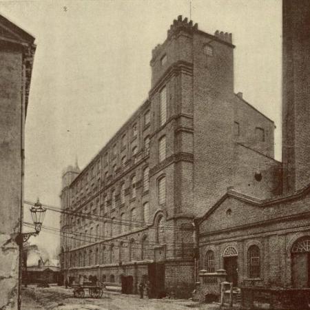Zdjęcie archiwalne przedstawia fabrykę Kürzela 1889 r. - Cyfrowa Biblioteka Narodowa