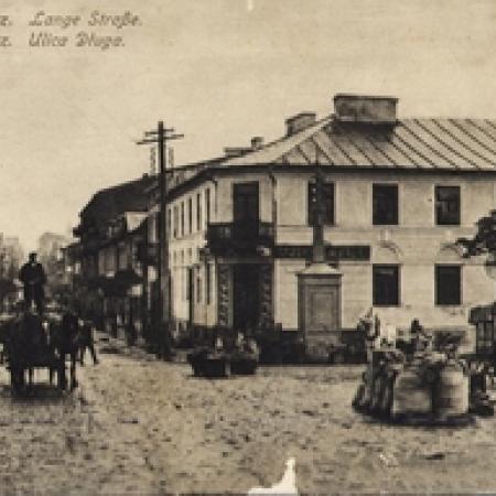 Zdjęcie archiwalne przedstawia ul Długą - zbiory Muzeum Miasta Zgierza