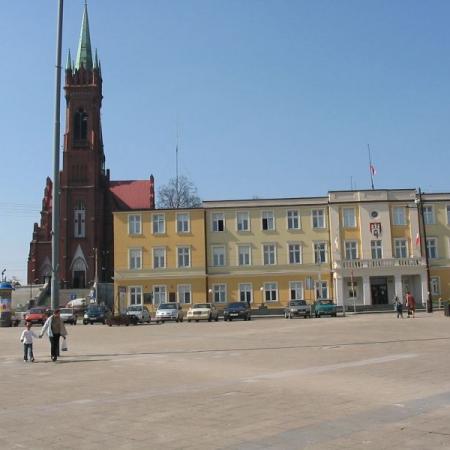 Zdjęcie przedstawia Plac Jana Pawła II wykonane w 2005 r.
