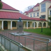 Zdjęcie budynku biblioteki