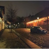 ulica G. Narutowicza w Zgierzu nocą