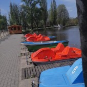 Rowery wodne w Parku Miejskim - fot. MOSiR Zgierz